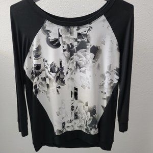Black and white patterned scoop neck top